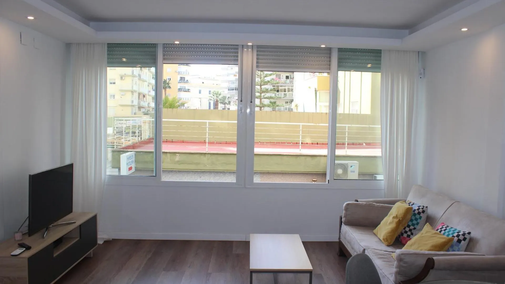טורמולינוס Suite 52 New Apartment Wifi 60 M2
