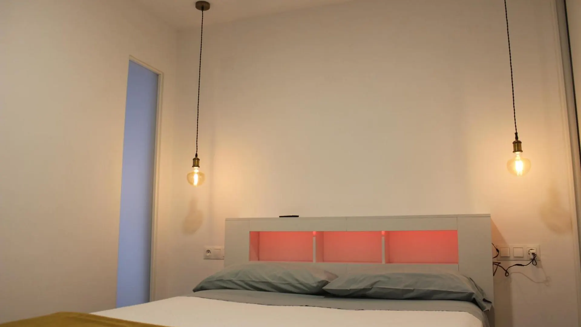 טורמולינוס Suite 52 New Apartment Wifi 60 M2 ספרד